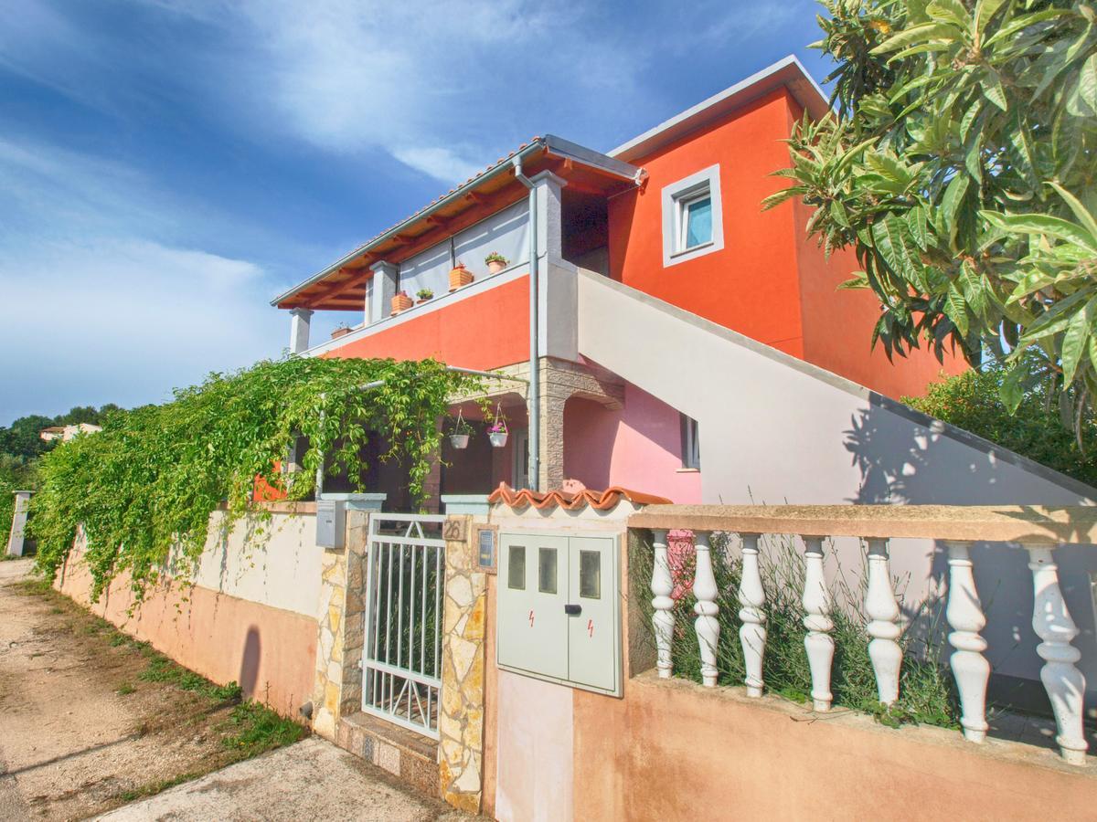 Apartment Josip 1649 Fazana Exterior photo