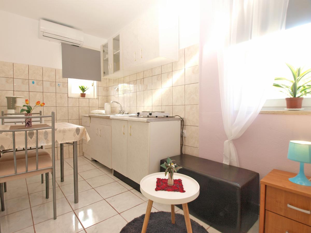 Apartment Josip 1649 Fazana Exterior photo